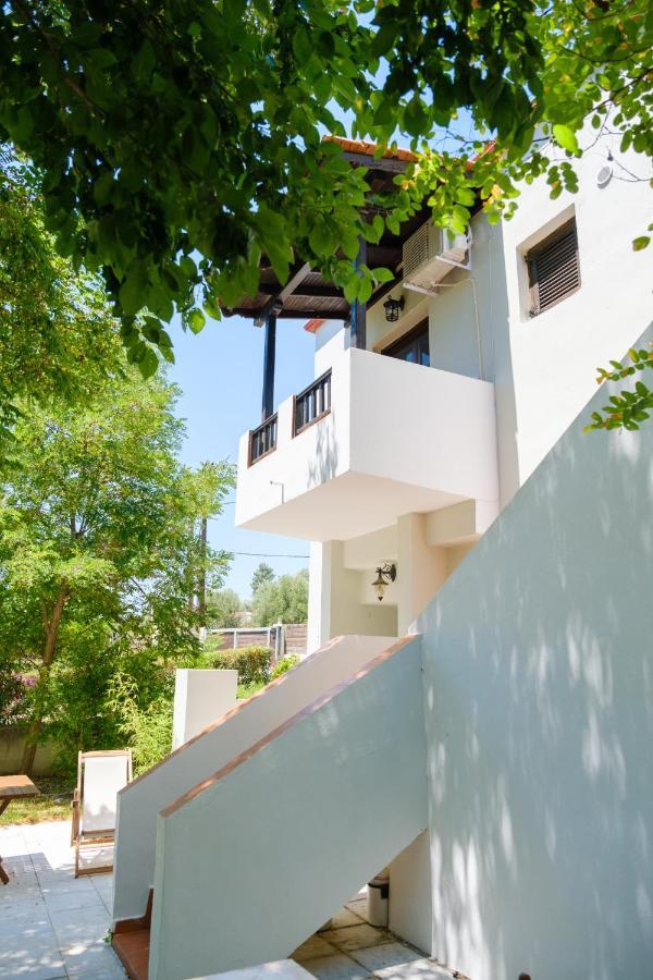 Santa Ana Studios 尼尔斯吉尼 外观 照片